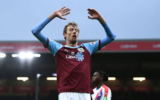 BURNLEY, ENGLAND - MARCH 02: Burnley striker Peter Crouch reacts after a near miss during the Premier League match between Burnley FC and Crystal Palace at Turf Moor on March 02, 2019 in Burnley, United Kingdom. (Photo by Stu Forster/Getty Images) BURNLEY, ENGLAND - MARCH 02: Burnley striker Peter Crouch reacts after a near miss during the Premier League match between Burnley FC and Crystal Palace at Turf Moor on March 02, 2019 in Burnley, United Kingdom. (Photo by Stu Forster/Getty Images)