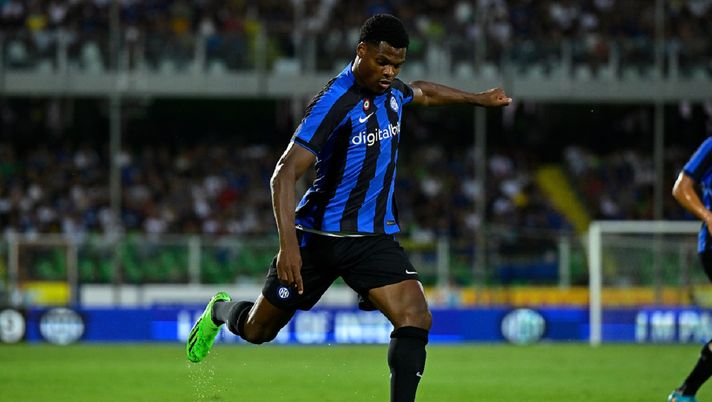 Inter, Biasin: “Arrivata offerta ufficiale Chelsea per Dumfries. Respinta. Lo scenario” - immagine 1