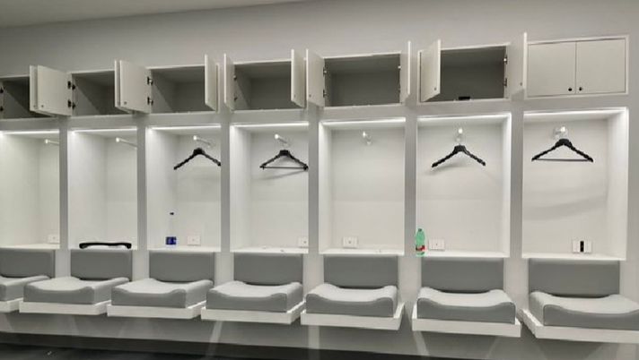 Il derby delle foto a Napoli: Lazio, noi dopo una vittoria caro Mou… - immagine 1