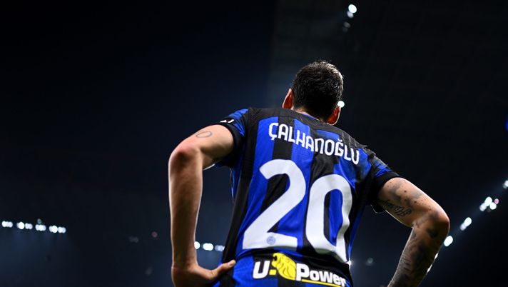 Inter, Calhanoglu indica la via. Mostruoso, “direttore di un’orchestra che conosce ogni spartito” - immagine 1