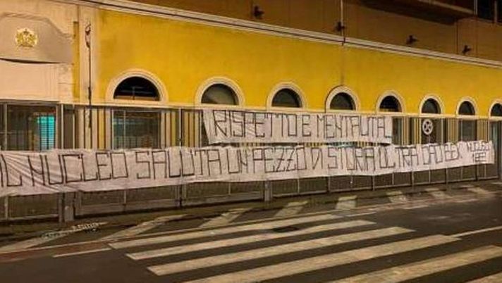 Gli onori del derby e la commozione dal Ponte Morandi: aperta inchiesta dopo la morte di Fantoni Gli onori del derby e la commozione dal Ponte Morandi: aperta inchiesta dopo la morte di Fantoni - immagine 1