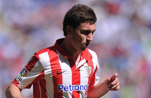 Laporte, difensore dell'Athletic Bilbao - foto: givemesport.com Laporte, difensore dell'Athletic Bilbao - foto: givemesport.com
