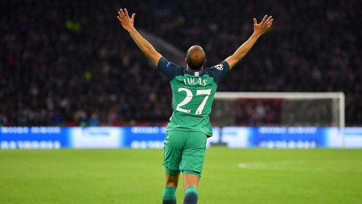 AMSTERDAM, NETHERLANDS - MAY 08: Lucas Moura of Tottenham Hotspur celebrates after scoring his team's second goal during the UEFA Champions League Semi Final second leg match between Ajax and Tottenham Hotspur at the Johan Cruyff Arena on May 08, 2019 in Amsterdam, Netherlands. (Photo by Dan Mullan/Getty Images ) AMSTERDAM, NETHERLANDS - MAY 08: Lucas Moura of Tottenham Hotspur celebrates after scoring his team's second goal during the UEFA Champions League Semi Final second leg match between Ajax and Tottenham Hotspur at the Johan Cruyff Arena on May 08, 2019 in Amsterdam, Netherlands. (Photo by Dan Mullan/Getty Images )