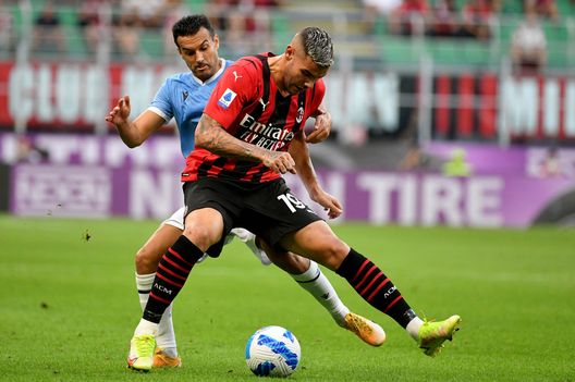 Pedro duro a contrasto su Theo Hernandez. Pedro duro a contrasto su Theo Hernandez.