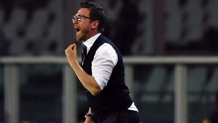 TURIN, ITALY - MAY 28:  Eusebuio Di Francesco head coach of US Sassuolo gestures during the Serie A match between FC Torino and US Sassuolo at Stadio Olimpico di Torino on May 28, 2017 in Turin, Italy.  (Photo by Pier Marco Tacca/Getty Images) 