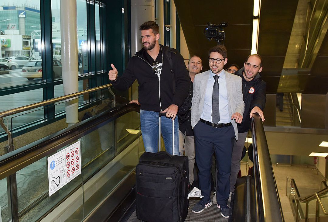  New As Roma signing Alisson Becker is seen at Fiumicino Airport on May 17, 2016 in Rome, Italy.  