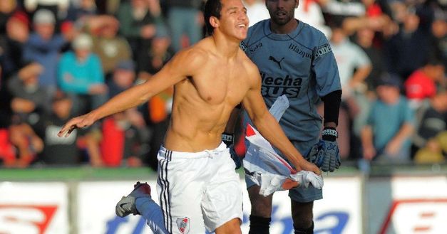 Abreu racconta: “Alexis Sanchez ha costruito il suo fisico per esultare come CR7…”- immagine 7