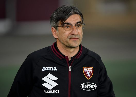 TURIN, ITALY - APRIL 10: Ivan Juric, Head Coach of Torino FC looks on prior to the Serie A match between Torino FC and AC Milan at Stadio Olimpico di Torino on April 10, 2022 in Turin, Italy. (Photo by Valerio Pennicino/Getty Images) Torino, per vincere certe partite a Juric serve un giocatore “d’amore”- immagine 3