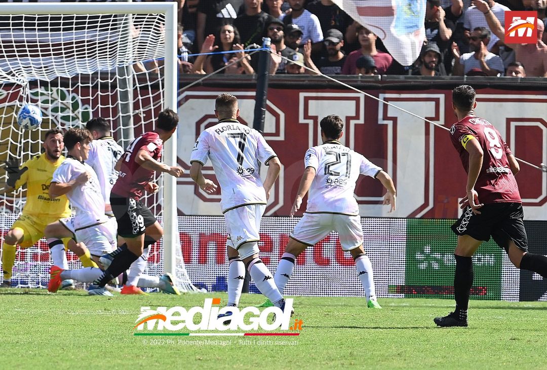 FOTO Reggina-Palermo 3-0 4a giornata Serie B 2022-23 (Gallery) - immagine 22