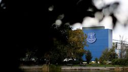 Goodison Park Sleepout, a Liverpool dormono tutti all’aperto: ma sapete il perché?