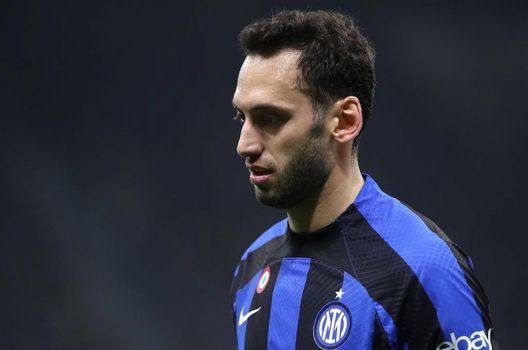 Ag Calhanoglu: “Stesso body language di Pirlo. Rinnovo? Devo essere onesto e dico…”- immagine 2