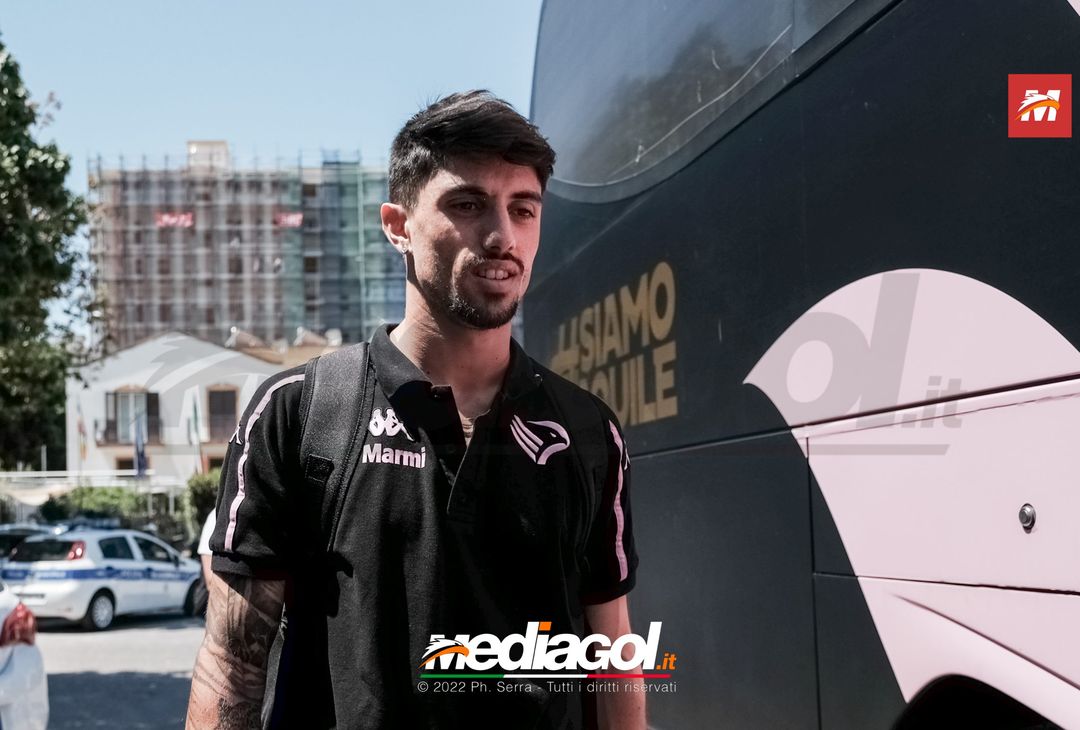 FOTO Torino-Palermo, rosanero in partenza dall’hotel (Gallery) - immagine 14