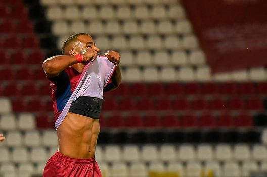 CITTADELLA, ITALY - JULY 17: Davide Diaw of AS Cittadella during the serie B match between AS Cittadella and Ascoli Calcio on July 17, 2020 in Cittadella, Italy. (Photo by Getty Images/Getty Images) CITTADELLA, ITALY - JULY 17: Davide Diaw of AS Cittadella during the serie B match between AS Cittadella and Ascoli Calcio on July 17, 2020 in Cittadella, Italy. (Photo by Getty Images/Getty Images)