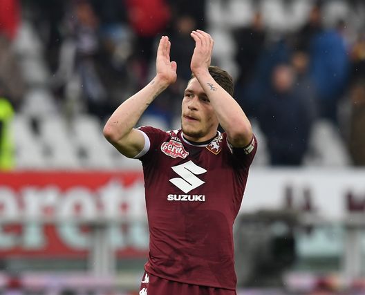 TURIN, ITALY - APRIL 02: Andrea Belotti of FC Torino salutes the fans at the end of the Serie A match between FC Torino and Udinese Calcio at Stadio Olimpico di Torino on April 2, 2017 in Turin, Italy. (Photo by Valerio Pennicino/Getty Images) TURIN, ITALY - APRIL 02: Andrea Belotti of FC Torino salutes the fans at the end of the Serie A match between FC Torino and Udinese Calcio at Stadio Olimpico di Torino on April 2, 2017 in Turin, Italy. (Photo by Valerio Pennicino/Getty Images)