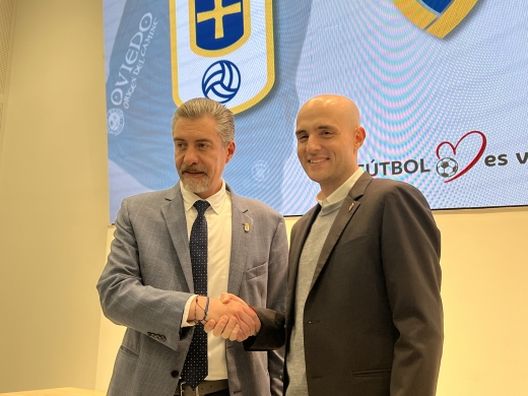 (Foto Killerasturias.com) Derby delle Asturie, scoppia la pace: i nuovi presidenti di Oviedo e Gijon “Rivalità e rispetto”- immagine 2