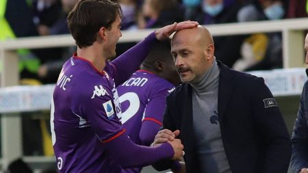 GERMOGLI PH: 11DICEMBRE 2021 FIRENZE STADIO ARTEMIO FRANCHI CAMPIONATO SERIE A TIM FIORENTINA VS SALERNITANA NELLA FOTO GOL ESULTANZA VLAHOVIC GERMOGLI PH: 11DICEMBRE 2021 FIRENZE STADIO ARTEMIO FRANCHI CAMPIONATO SERIE A TIM FIORENTINA VS SALERNITANA NELLA FOTO GOL ESULTANZA VLAHOVIC