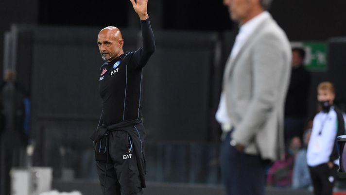 UDINE, ITALY - SEPTEMBER 20: Luciano Spalletti of Napoli during the Serie A match between Udinese Calcio and SSC Napoli at Dacia Arena on September 20, 2021 in Udine, Italy. (Photo by SSC NAPOLI/SSC NAPOLI via Getty Images) UDINE, ITALY - SEPTEMBER 20: Luciano Spalletti of Napoli during the Serie A match between Udinese Calcio and SSC Napoli at Dacia Arena on September 20, 2021 in Udine, Italy. (Photo by SSC NAPOLI/SSC NAPOLI via Getty Images)