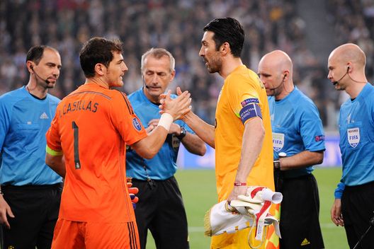 Buffon Casillas (getty images) Buffon Casillas (getty images)