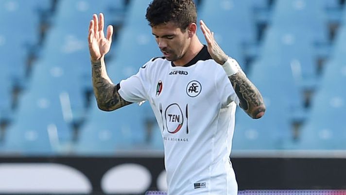 during the Serie A match between Spezia Calcio and ACF Fiorentina at Dino Manuzzi Stadium on October 18, 2020 in Cesena, Italy. Spezia, Saponara subito in gruppo. Le prove di formazione con Maggiore e Farias - immagine 1