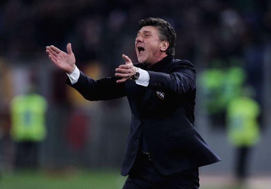 ROME, ITALY - MARCH 09:  Torino FC head coach Walter Mazzarri reacts during the Serie A match between AS Roma and Torino FC at Stadio Olimpico on March 9, 2018 in Rome, Italy.  (Photo by Paolo Bruno/Getty Images) 