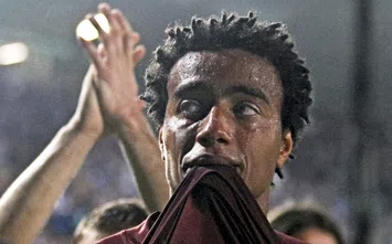  Arma in lacrime al termine della finale di ritorno dei playoff 2009/'10 contro il Brescia.