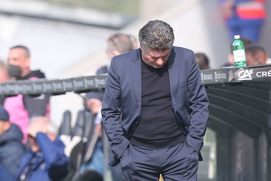 (Photo by Gabriele Maltinti/Getty Images) Cagliari, Mazzarri: “La partita è stata brutta, giornata storta in tutto”- immagine 2
