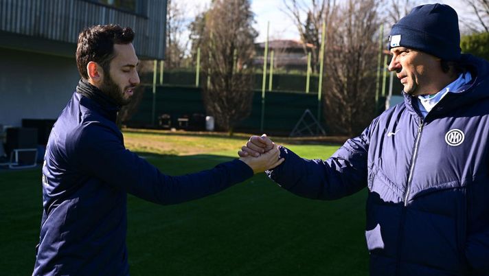 Calhanoglu: “Inzaghi ha cuore caldo, mi ha voluto lui all’Inter. Mi chiamò e mi disse…” - immagine 1