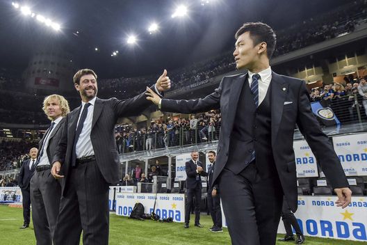 MILAN, ITALY - OCTOBER 06: Juventus's President Andrea Agnelli greets Internazionale's President Steven Zhang before the Serie A match between FC Internazionale and Juventus at Stadio Giuseppe Meazza on October 6, 2019 in Milan, Italy. (Photo by Daniele Badolato - Juventus FC/Juventus FC via Getty Images) MILAN, ITALY - OCTOBER 06: Juventus's President Andrea Agnelli greets Internazionale's President Steven Zhang before the Serie A match between FC Internazionale and Juventus at Stadio Giuseppe Meazza on October 6, 2019 in Milan, Italy. (Photo by Daniele Badolato - Juventus FC/Juventus FC via Getty Images)