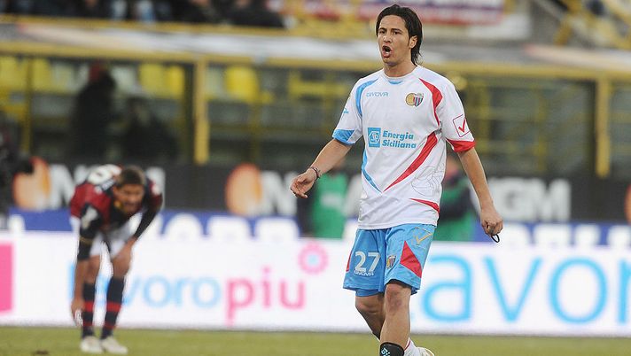 BOLOGNA, ITALY - JANUARY 08:  Marco Biagianti # 27 of Catania Calcio looks dejected after he was ejected during the Serie A match between Bologna FC ande Catania Calcio at Stadio Renato Dall'Ara on January 8, 2012 in Bologna, Italy.  (Photo by Mario Carlini / Iguana Press/Getty Images) 