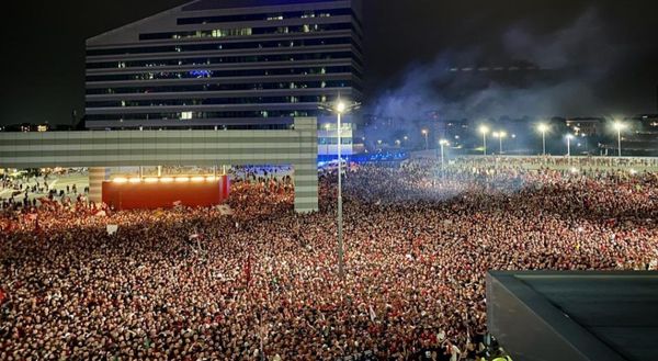 I 200mila della Milano milanista vincono il derby con il…Manchester City- immagine 3