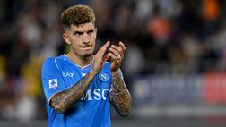 Napoli, Di Lorenzo regolarmente in gruppo. Personalizzato in campo per Mario Rui
