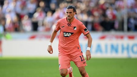 STUTTGART, GERMANY - OCTOBER 02: Florian Grillitsch of Hoffenheim controls the ball during the Bundesliga match between VfB Stuttgart and TSG Hoffenheim at Mercedes-Benz Arena on October 02, 2021 in Stuttgart, Germany. (Photo by Matthias Hangst/Getty Images)