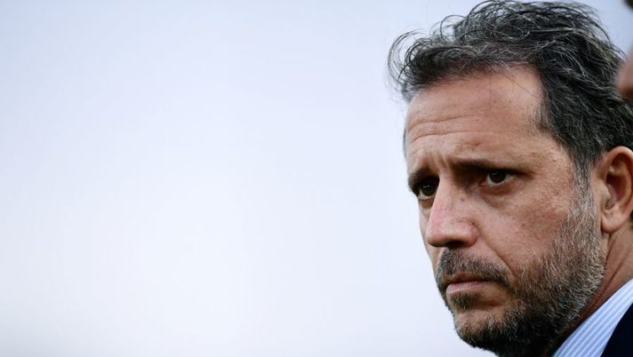 Juventus' sporting director Fabio Paratici looks on during the Italian Serie A football match between Empoli and Juventus on October 27, 2018 at the Carlo Castellani Stadium in Empoli. (Photo by MARCO BERTORELLO / AFP) (Photo credit should read MARCO BERTORELLO/AFP/Getty Images) Juve, lunedì blitz di Paratici in Portogallo per il colpo in difesa - immagine 1