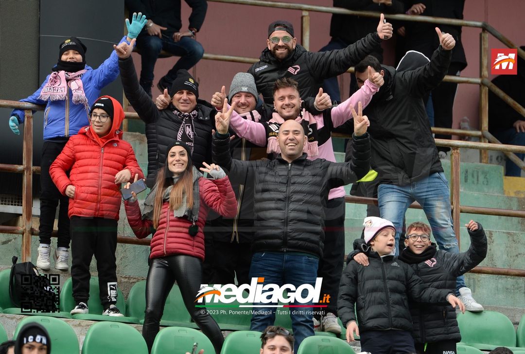 FOTOTIFO Palermo-Reggina 2-1, i tifosi allo Stadio “Renzo Barbera” (Gallery) - immagine 59