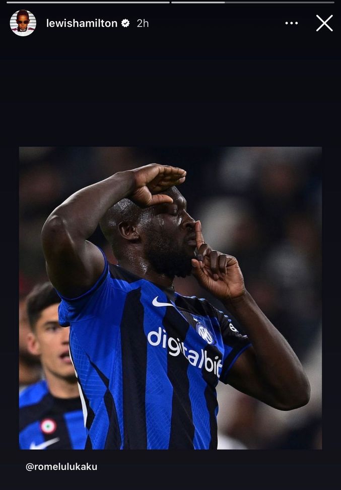 Anche Lewis Hamilton si schiera al fianco di Lukaku contro i razzisti- immagine 2