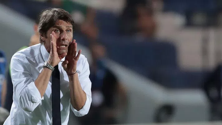Inter, in due nel mirino del Tottenham di Conte. GdS: “Per uno semaforo rosso, è incedibile” - immagine 1