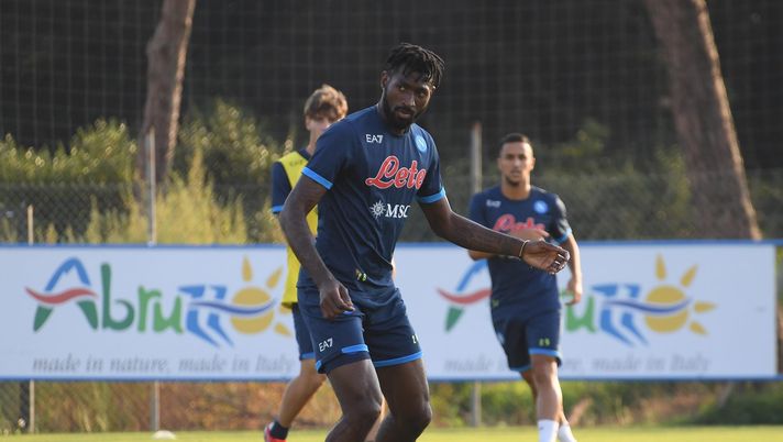 NAPLES, ITALY - SEPTEMBER 08: Zambo Anguissa of Napoli during an SSC Napoli training session on September 08, 2021 in Naples, Italy. (Photo by SSC NAPOLI/SSC NAPOLI via Getty Images) NAPLES, ITALY - SEPTEMBER 08: Zambo Anguissa of Napoli during an SSC Napoli training session on September 08, 2021 in Naples, Italy. (Photo by SSC NAPOLI/SSC NAPOLI via Getty Images)