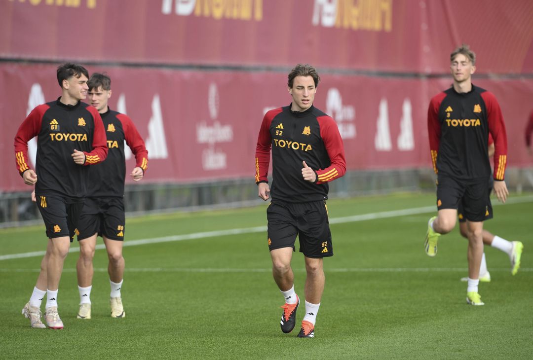 Roma, l’ultimo allenamento prima del Sassuolo – FOTO GALLERY - immagine 6