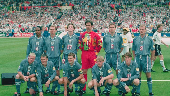 LONDON, UNITED KINGDOM - JUNE 26: The England team of back row left to right, Paul Ince, David Platt, Steve McManaman, David Seaman, Gareth Southgate and Alan Shearer. Front row left to right Paul Gascoigne, Teddy Sheringham, Tony Adams, Stuart Pearce and Darren Anderton, line up before the European Championship Finals semi final match between England and Germany at Wembley, on June 26 1996 in London, England. Germany won the match on penalties. (Photo by Stu Forster/Getty Images) LONDON, UNITED KINGDOM - JUNE 26: The England team of back row left to right, Paul Ince, David Platt, Steve McManaman, David Seaman, Gareth Southgate and Alan Shearer. Front row left to right Paul Gascoigne, Teddy Sheringham, Tony Adams, Stuart Pearce and Darren Anderton, line up before the European Championship Finals semi final match between England and Germany at Wembley, on June 26 1996 in London, England. Germany won the match on penalties. (Photo by Stu Forster/Getty Images)