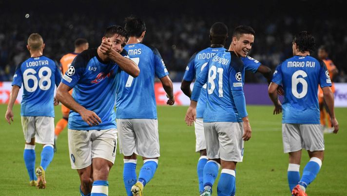 NAPLES, ITALY - OCTOBER 26: Giovanni Simeone of Napoli celebrates after scoring the first goal of Napoli during the UEFA Champions League group A match between SSC Napoli and Rangers FC at Stadio Diego Armando Maradona on October 26, 2022 in Naples, Italy. (Photo by SSC NAPOLI/SSC NAPOLI via Getty Images) napoli rangers