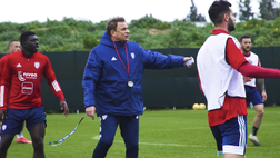 Semplici scuote il Cagliari in allenamento (video)
