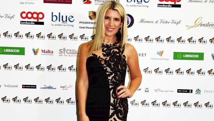 Paula Zanetti nostalgica sui social: “Riconoscete il giocatore?”, poi posta il clan dell’asado 