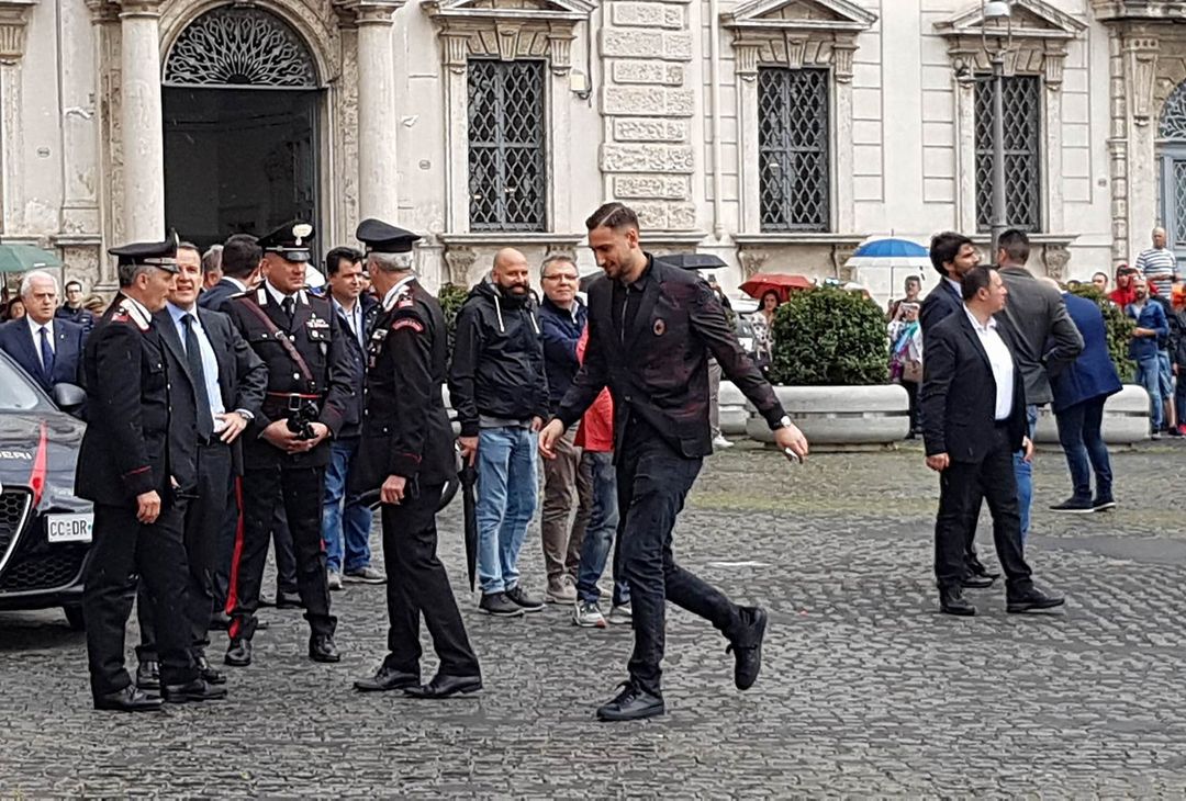 GALLERY PM – Coppa Italia, ecco l’arrivo del Milan al Quirinale - immagine 16