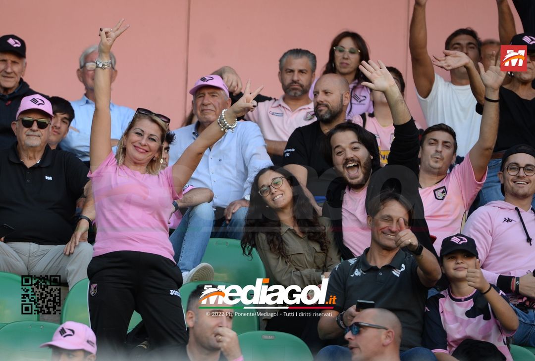 FOTOTIFO Palermo-Cittadella 0-0, i tifosi allo Stadio “Renzo Barbera” (Gallery) - immagine 29
