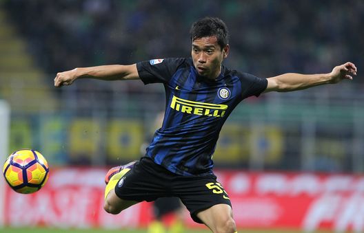  MILAN, ITALY - OCTOBER 26: Yuto Nagatomo of FC Internazionale in action during the Serie A match between FC Internazionale and FC Torino at Stadio Giuseppe Meazza on October 26, 2016 in Milan, Italy. (Photo by Marco Luzzani - Inter/Inter via Getty Images) 