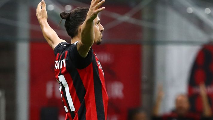Zlatan Ibrahimovic (attaccante AC Milan) esulta per il suo gol in Milan-Bologna (Serie A 2020-2021) | AC Milan News (Getty Images) 