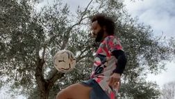 Marcelo, che equilibrio: palleggi e passaggi su una gamba sola… (VIDEO)