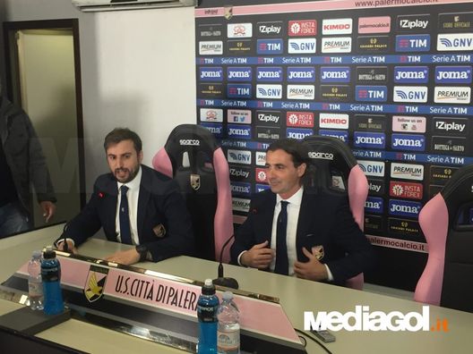 Giovanni Tedesco in conferenza Giovanni Tedesco in conferenza