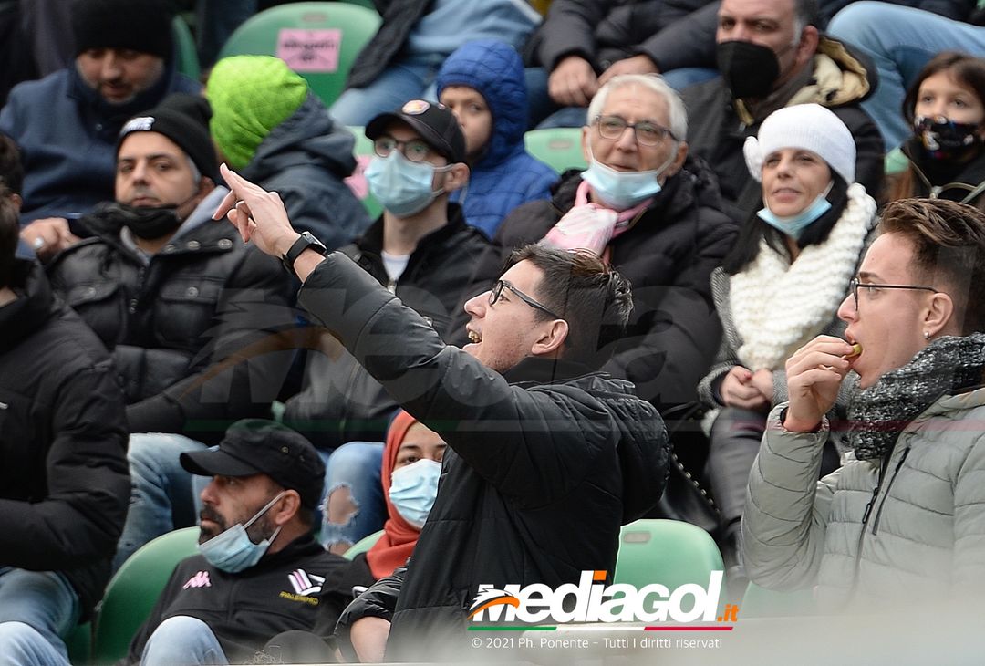 FOTO, i tifosi allo stadio per Palermo – Bari 0-0 (Gallery) - immagine 24