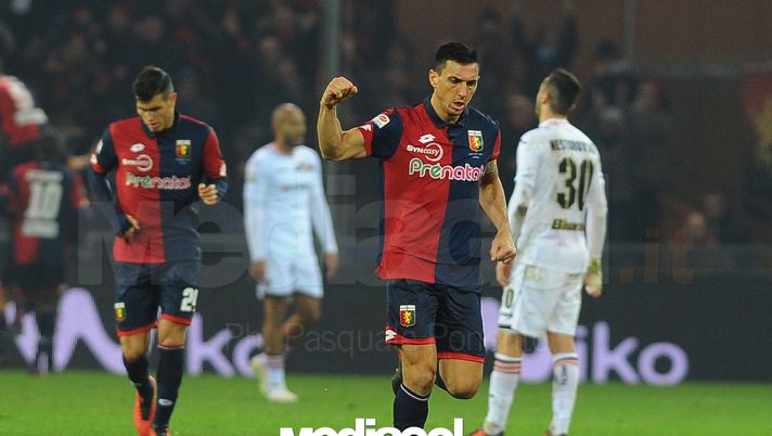 18-12-2016: GENOVA, GENOA-PALERMO CAMPIONATO SERIE A TIM 2016-2017
Esultanza di Nicolas Burdisso sul 2-1 18-12-2016: GENOVA, GENOA-PALERMO CAMPIONATO SERIE A TIM 2016-2017
Esultanza di Nicolas Burdisso sul 2-1